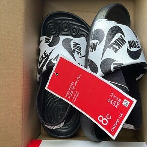NIKE KAWA SLIDES